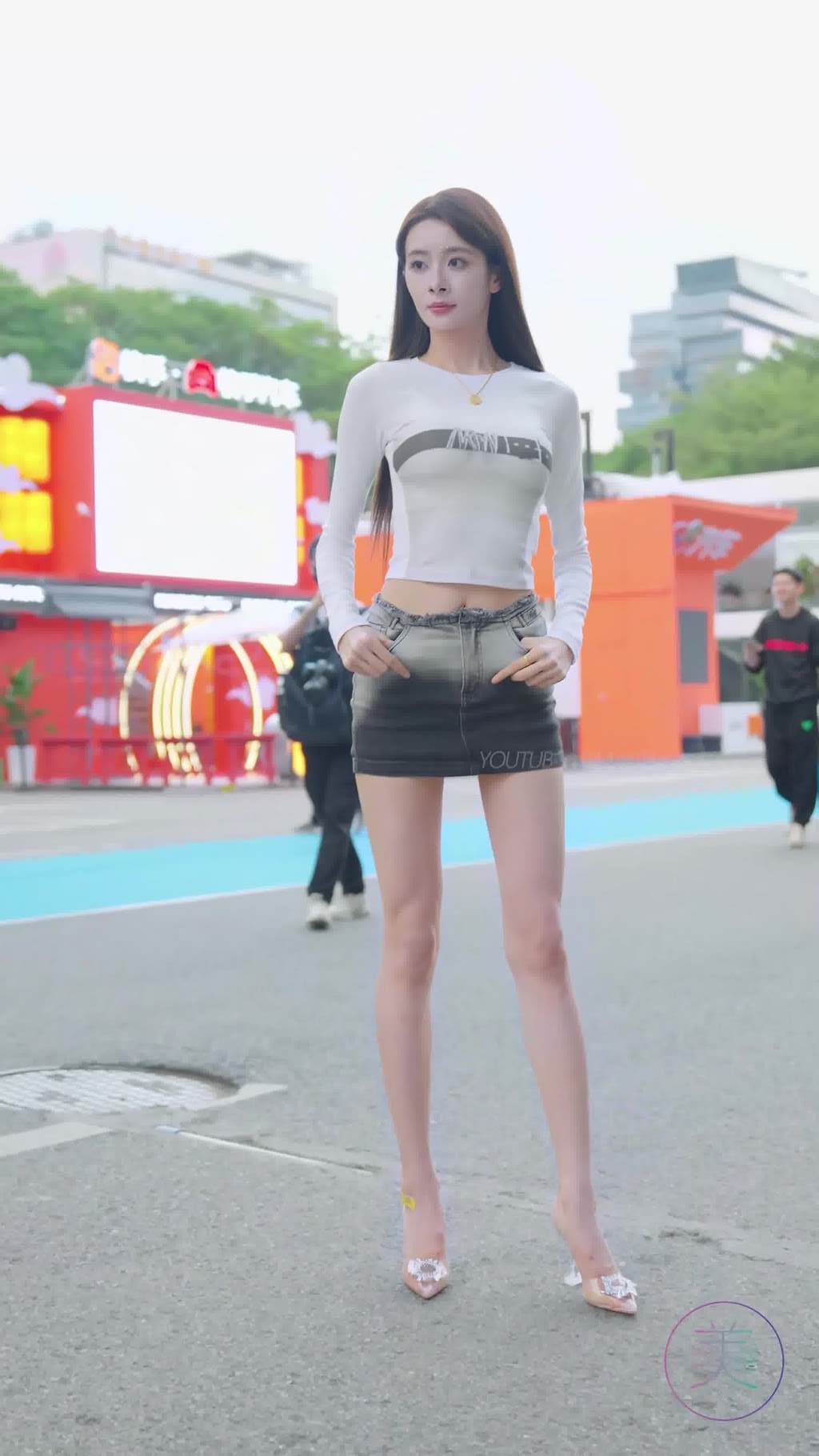 图片[4]-精选NO.1591 2024 广州车展 网荭美女车模 beautyleg LOOKBOOK 47[30P]-草丛看图