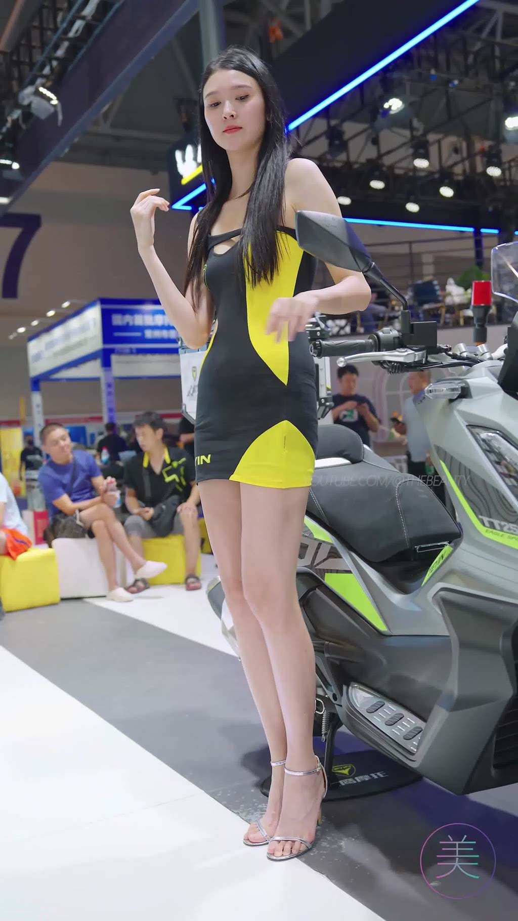 图片[2]-精选NO.1514 2024 重庆摩博会机车展 Racing Model LOOKBOOK 30[30P]-草丛看图