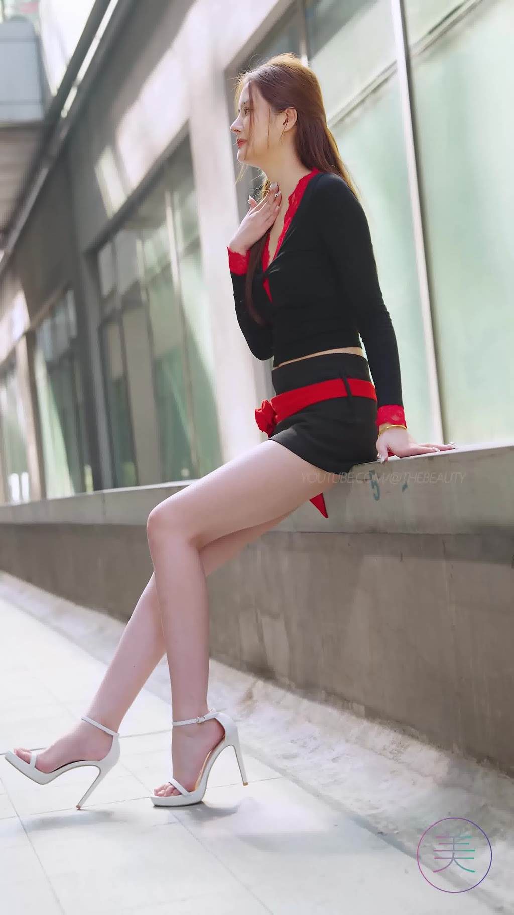 图片[3]-精选NO.1579 2024 广州车展 网荭美女车模 beautyleg LOOKBOOK 35[30P]-草丛看图