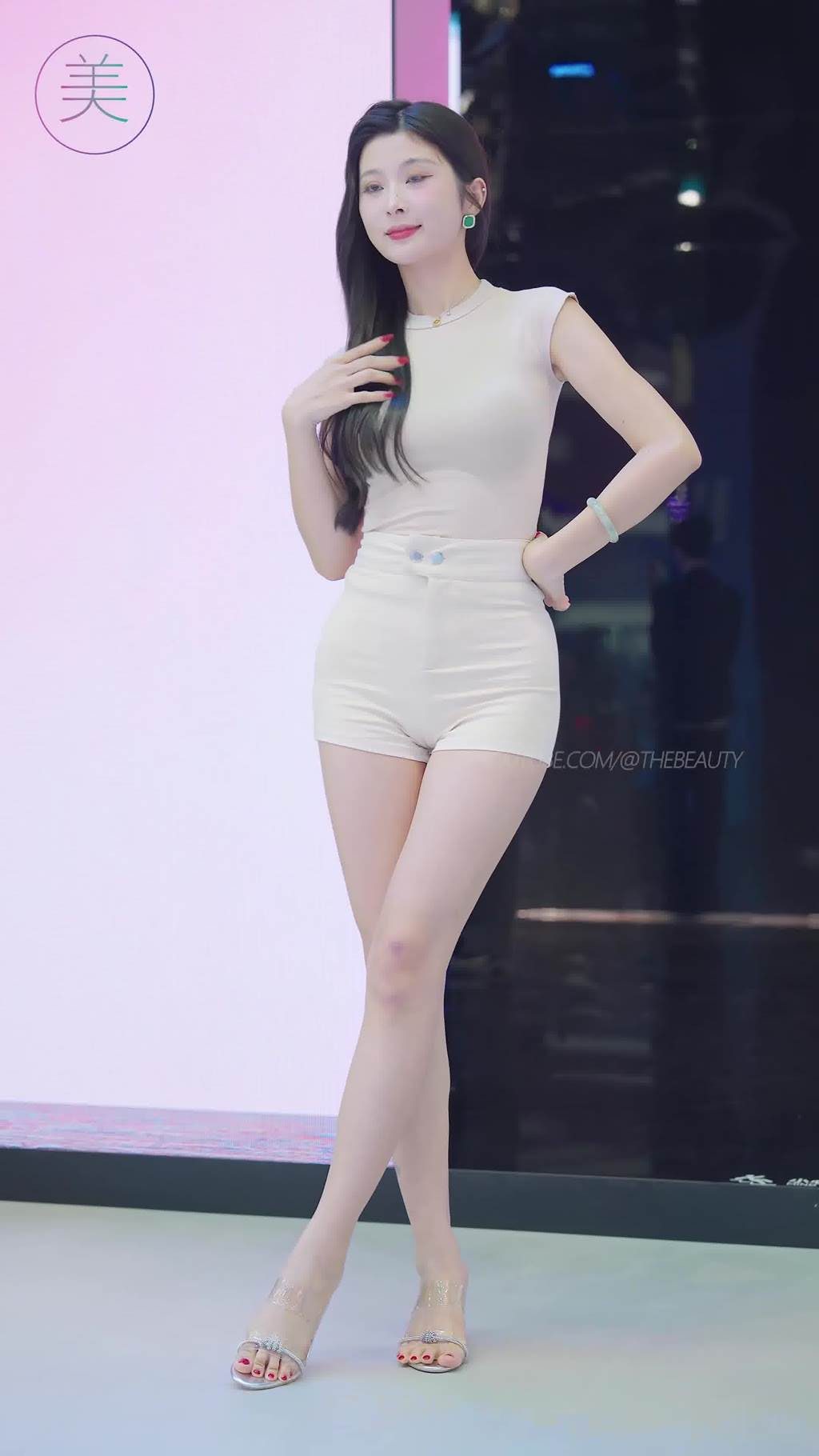 图片[1]-精选NO.1523 2024 广州车展 网荭美女车模 beautyleg LOOKBOOK 04[30P]-草丛看图