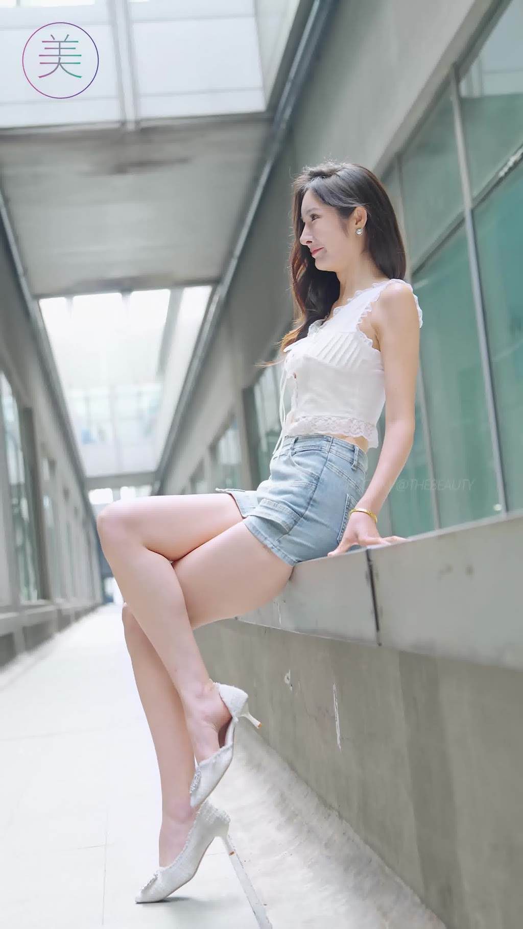 图片[3]-精选NO.1567 2024 广州车展 网荭美女车模 beautyleg LOOKBOOK 23[30P]-草丛看图