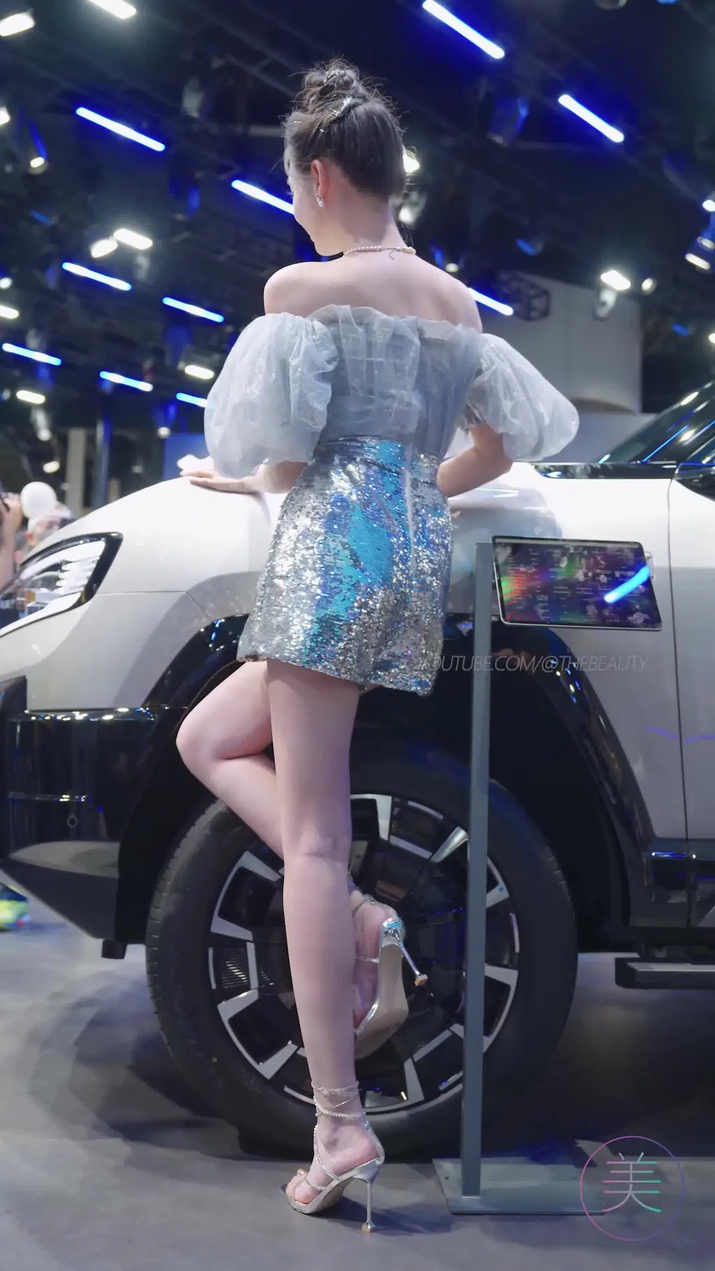 图片[7]-精选NO.1600 2024 广州车展 网荭美女车模 beautyleg LOOKBOOK 56[30P]-草丛看图