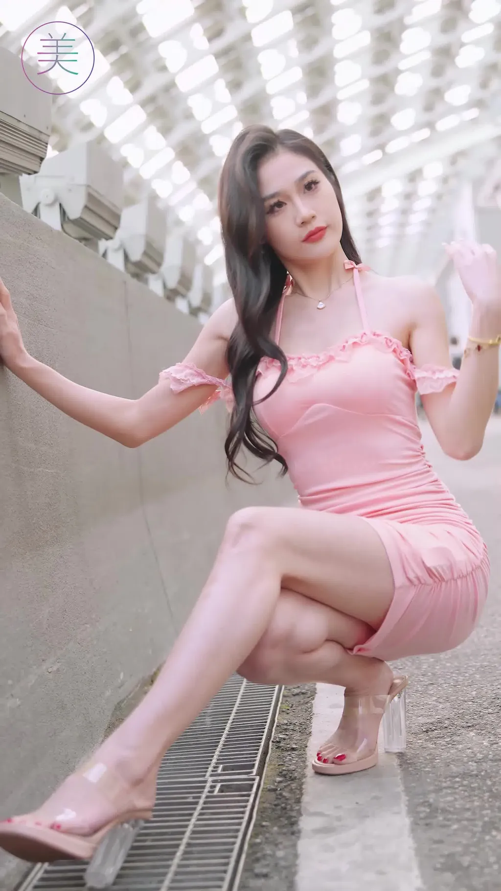 图片[1]-精选NO.1607 2024 广州车展 网荭美女车模 beautyleg LOOKBOOK 63[30P]-草丛看图