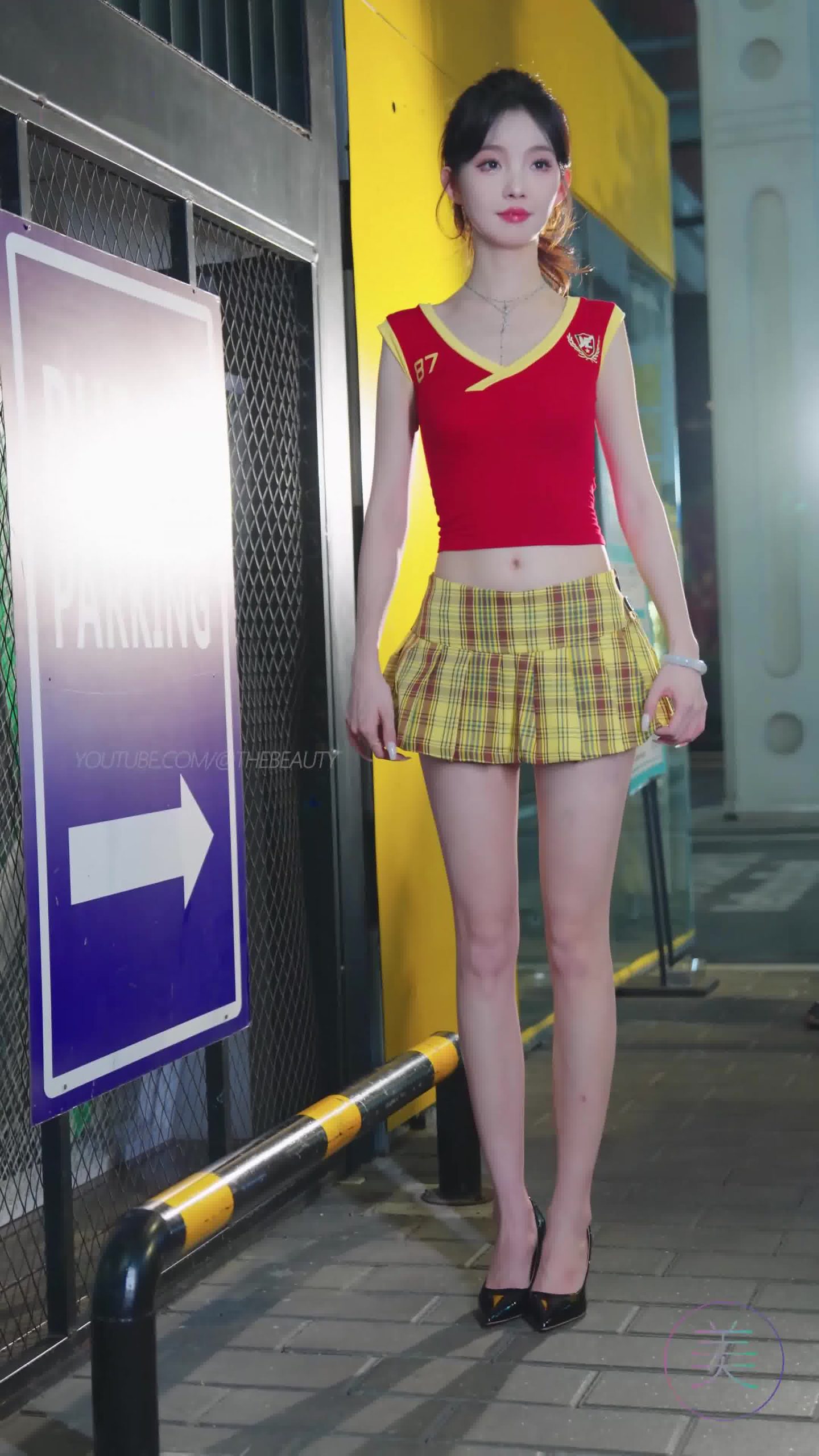 图片[3]-精选NO.1593 2024 广州车展 网荭美女车模 beautyleg LOOKBOOK 49[30P]-草丛看图