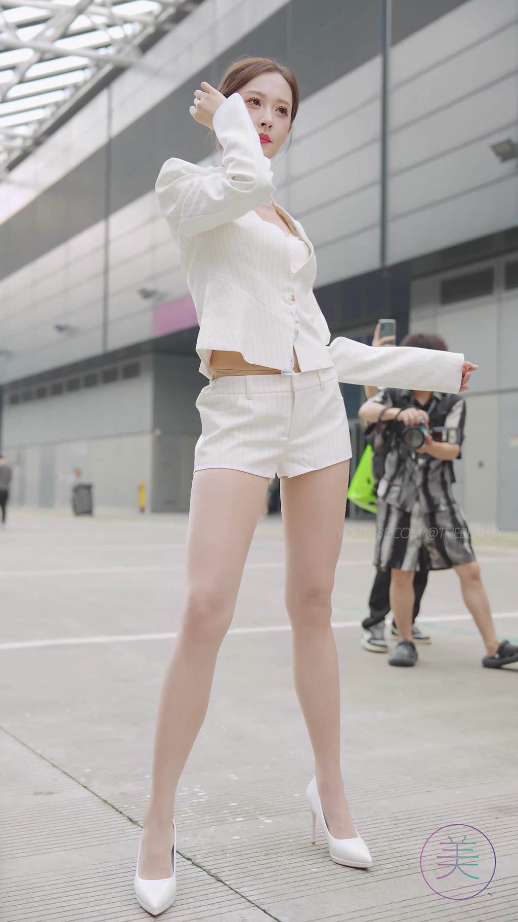 图片[7]-精选NO.1490 2024 深圳粤港澳大湾区车展 Model 车模随拍 137[30P]-草丛看图