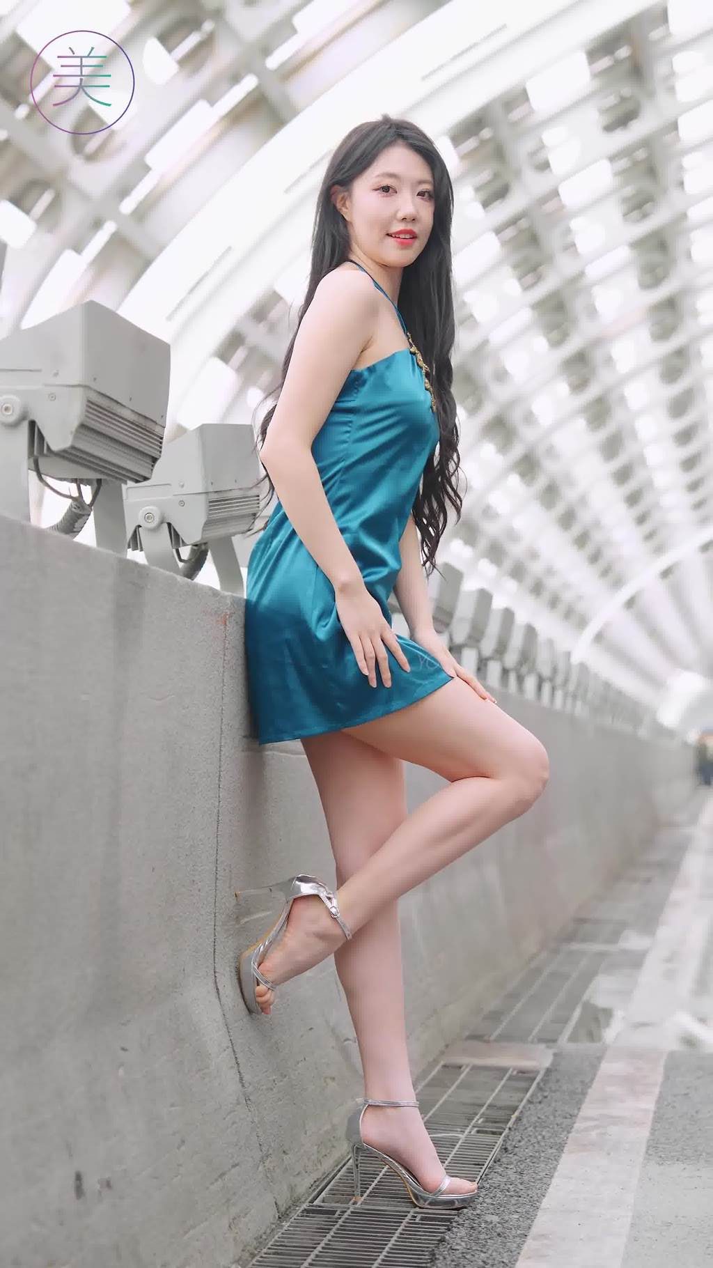 图片[5]-精选NO.1580 2024 广州车展 网荭美女车模 beautyleg LOOKBOOK 36[30P]-草丛看图