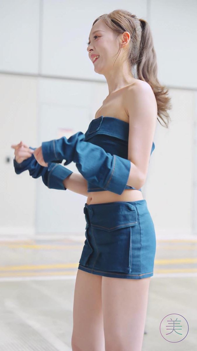 图片[4]-精选NO.1303 2024 深圳粤港澳大湾区车展 Model 车模随拍 97[20P]-草丛看图