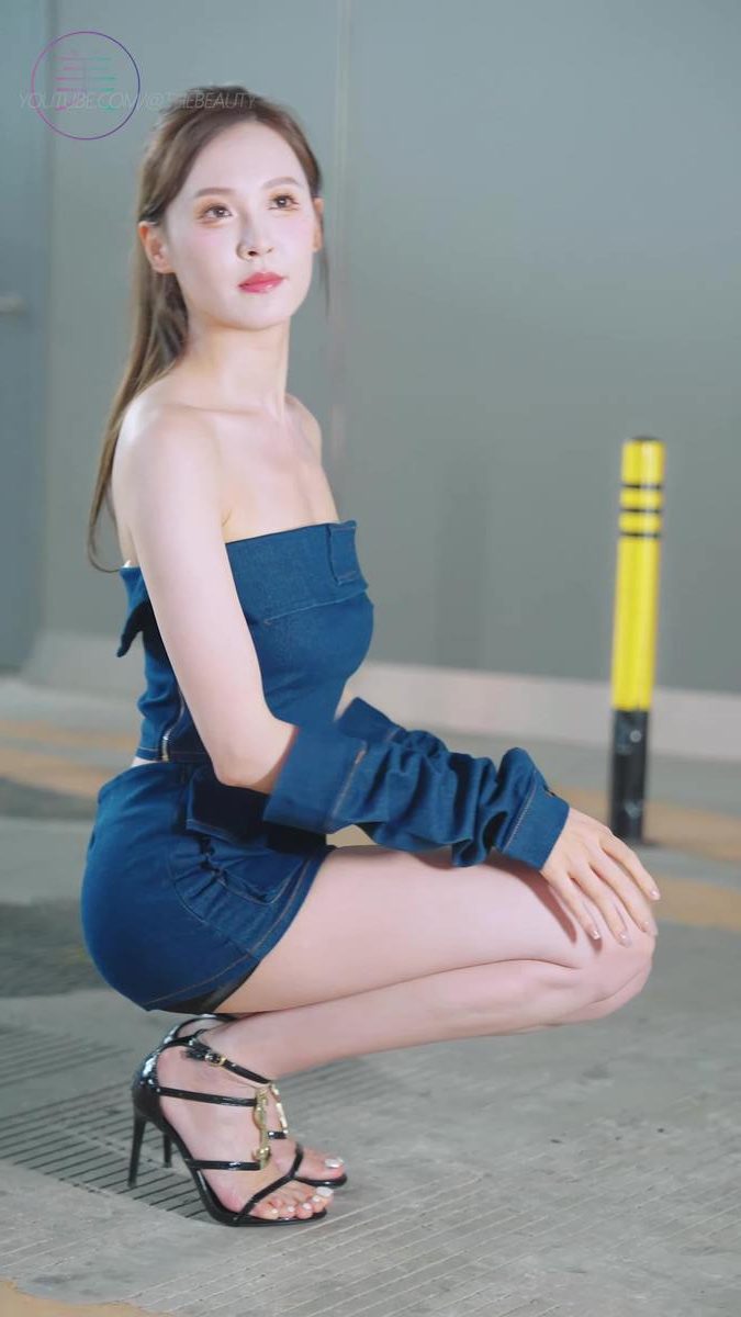 图片[6]-精选NO.1303 2024 深圳粤港澳大湾区车展 Model 车模随拍 97[20P]-草丛看图