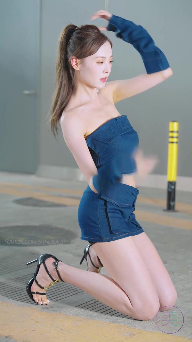 图片[8]-精选NO.1303 2024 深圳粤港澳大湾区车展 Model 车模随拍 97[20P]-草丛看图