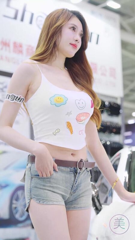 精选NO.1046 2024 深圳改装车展 Auto Salon 车模抖音网荭随拍 58[20P]-草丛看图