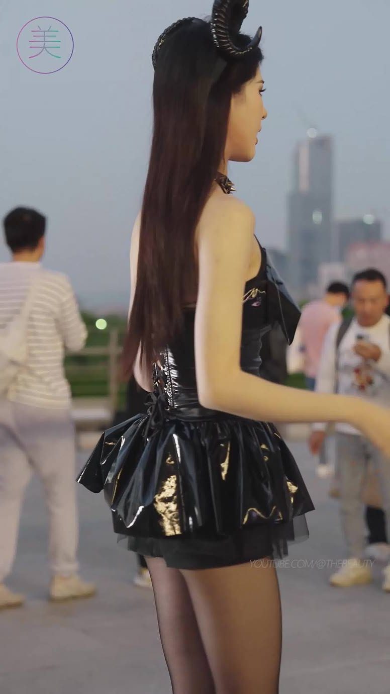 图片[4]-精选NO.0957 2023 广州车展 Racing Model 车模抖音网荭随拍129[20P]-草丛看图