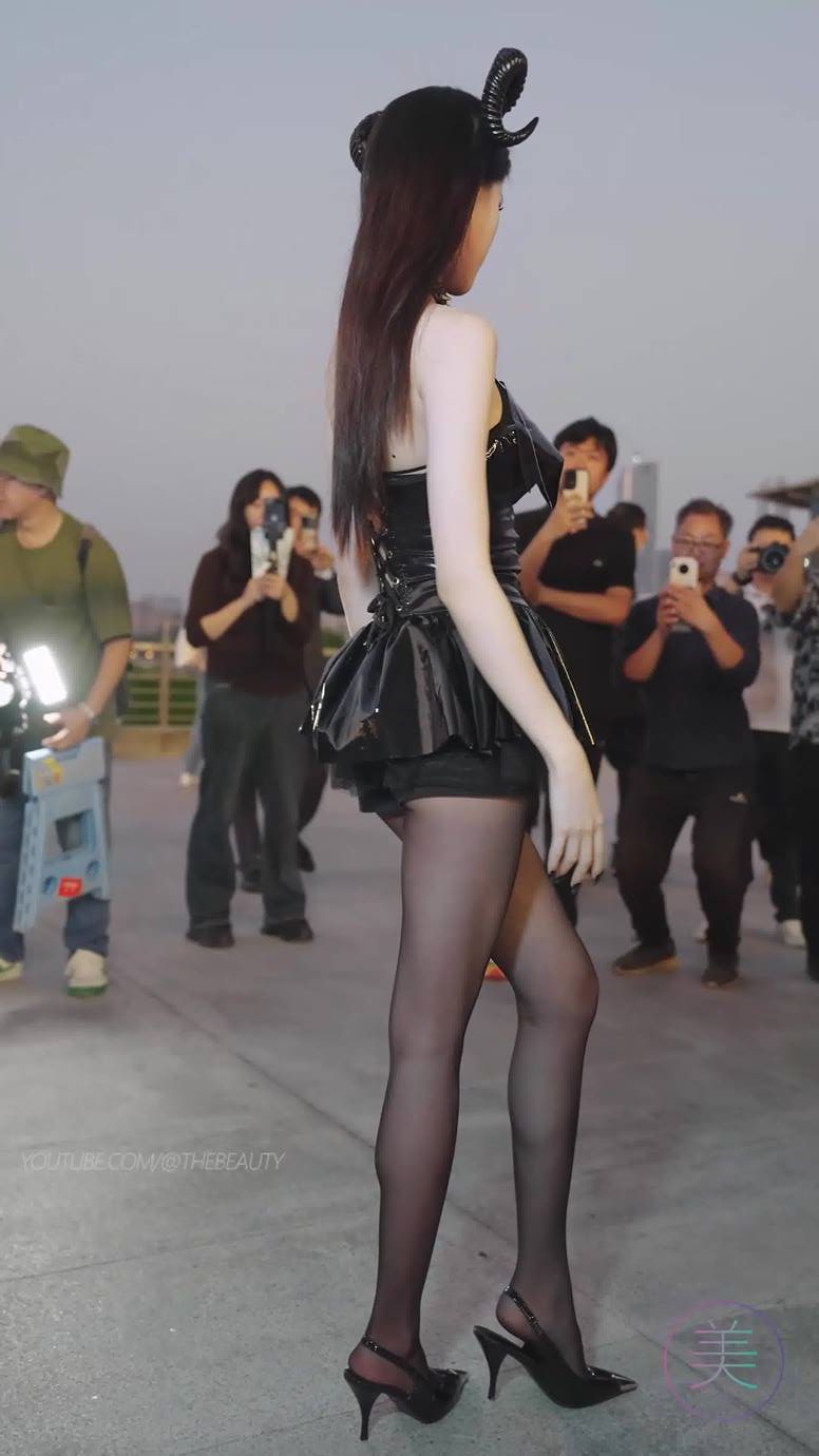 图片[6]-精选NO.0957 2023 广州车展 Racing Model 车模抖音网荭随拍129[20P]-草丛看图