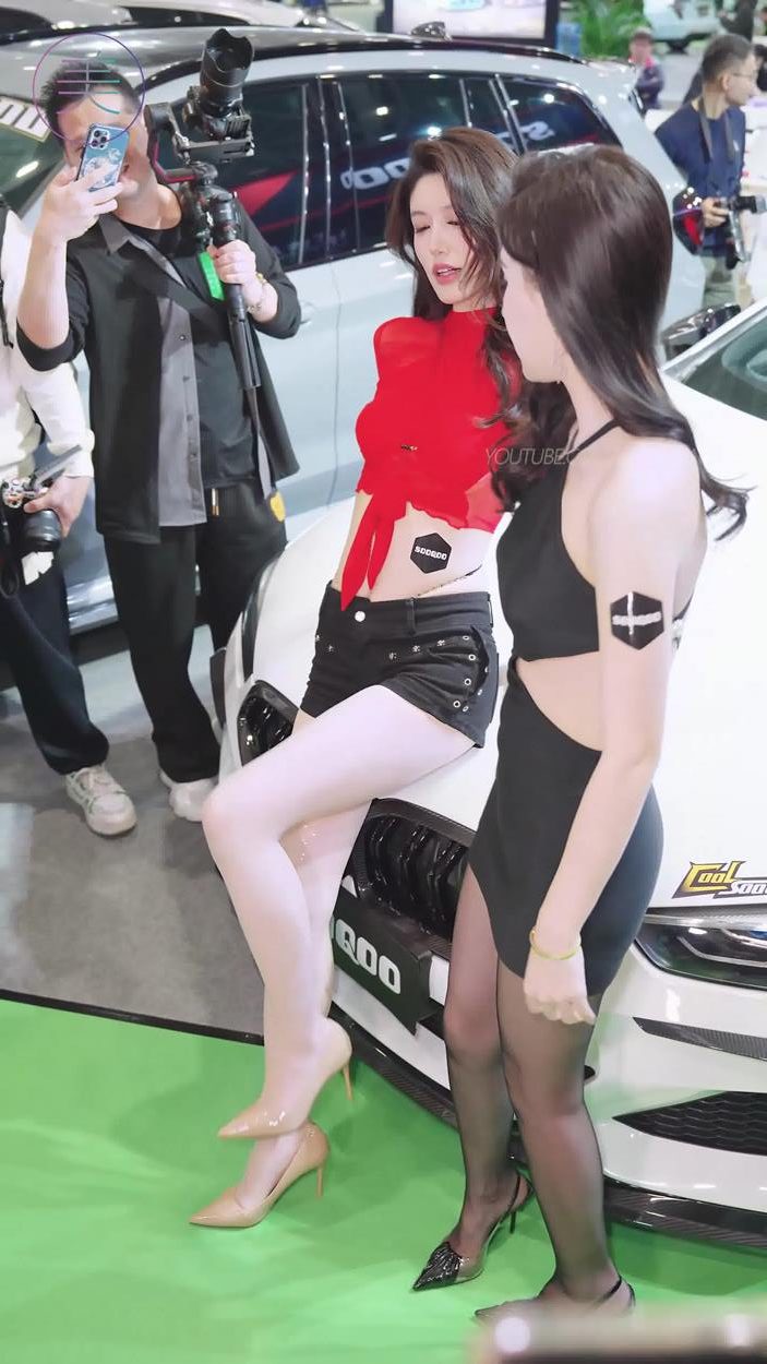 图片[8]-精选NO.1048 2024 深圳改装车展 Auto Salon 车模抖音网荭随拍 60[20P]-草丛看图