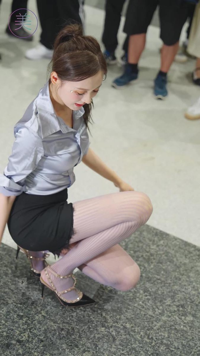 图片[4]-精选NO.1226 2024 深圳粤港澳大湾区车展 Model 车模随拍 77[20P]-草丛看图