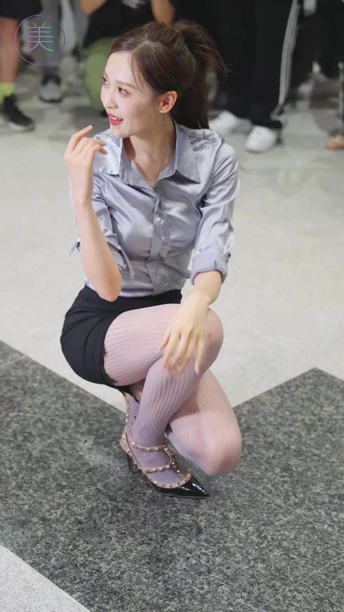 图片[5]-精选NO.1226 2024 深圳粤港澳大湾区车展 Model 车模随拍 77[20P]-草丛看图