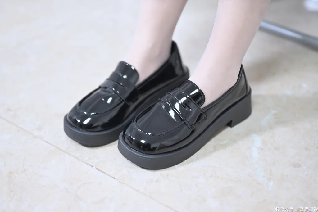 图片[4]-精选凝思摄影 NO.038 沅沅-jk至服、连裤白丝、小皮鞋[148P]-草丛看图