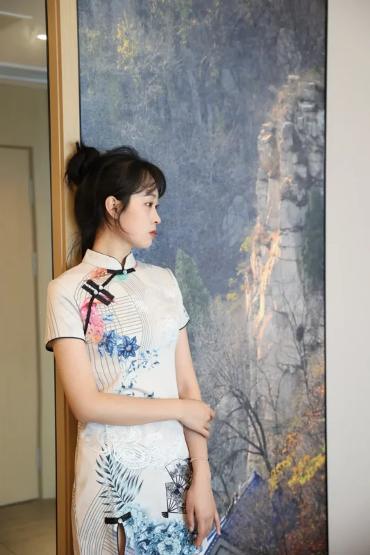 精选三禾摄影 NO.015 旗袍 高跟[252P]-草丛看图