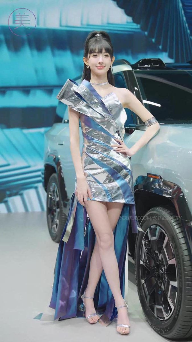 图片[2]-精选NO.1162 2024 深圳粤港澳大湾区车展 Model 车模随拍 28[20P]-草丛看图