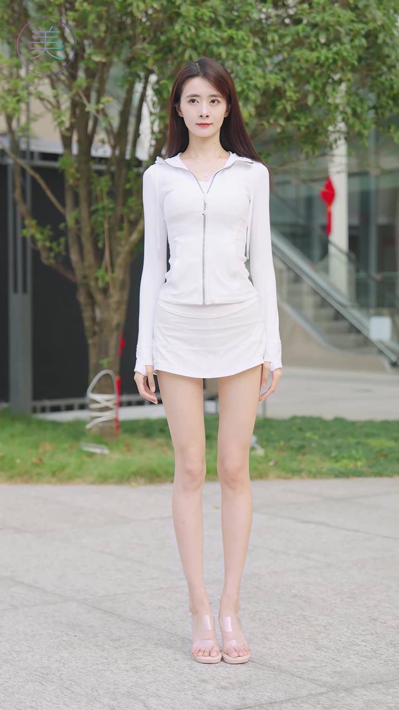 图片[2]-精选NO.0872 2023 广州车展 Racing Model 车模抖音网荭随拍94[20P]-草丛看图