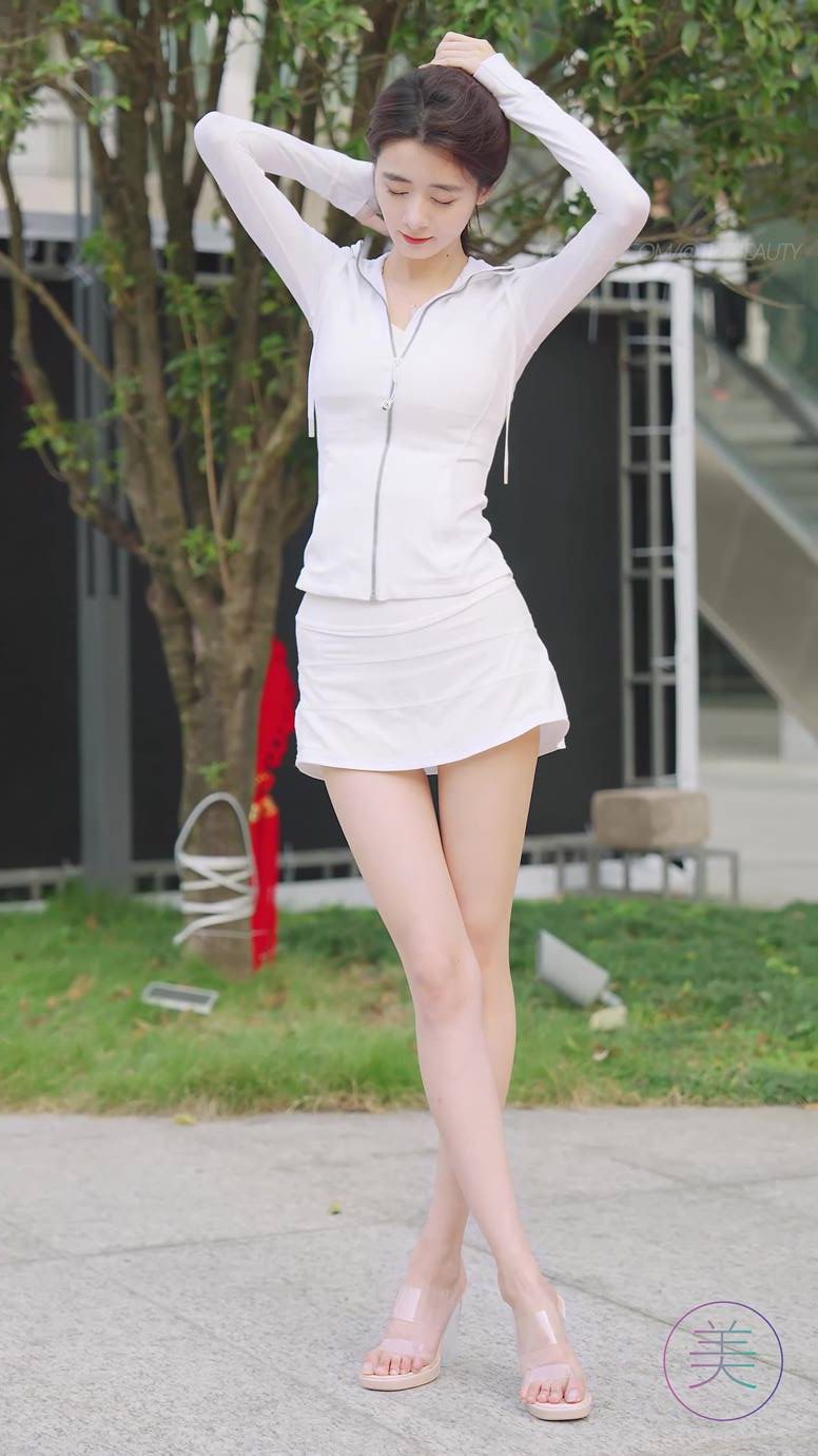 图片[4]-精选NO.0872 2023 广州车展 Racing Model 车模抖音网荭随拍94[20P]-草丛看图