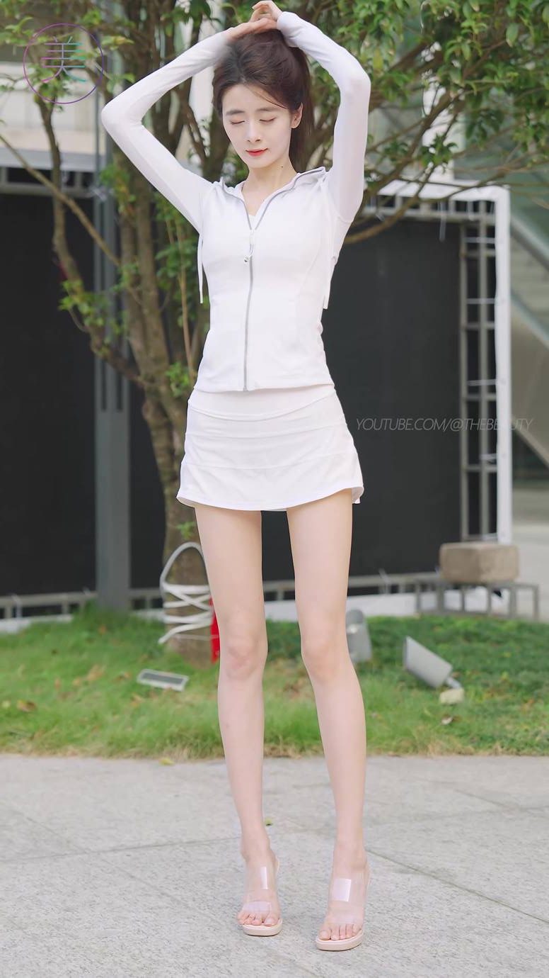 图片[5]-精选NO.0872 2023 广州车展 Racing Model 车模抖音网荭随拍94[20P]-草丛看图