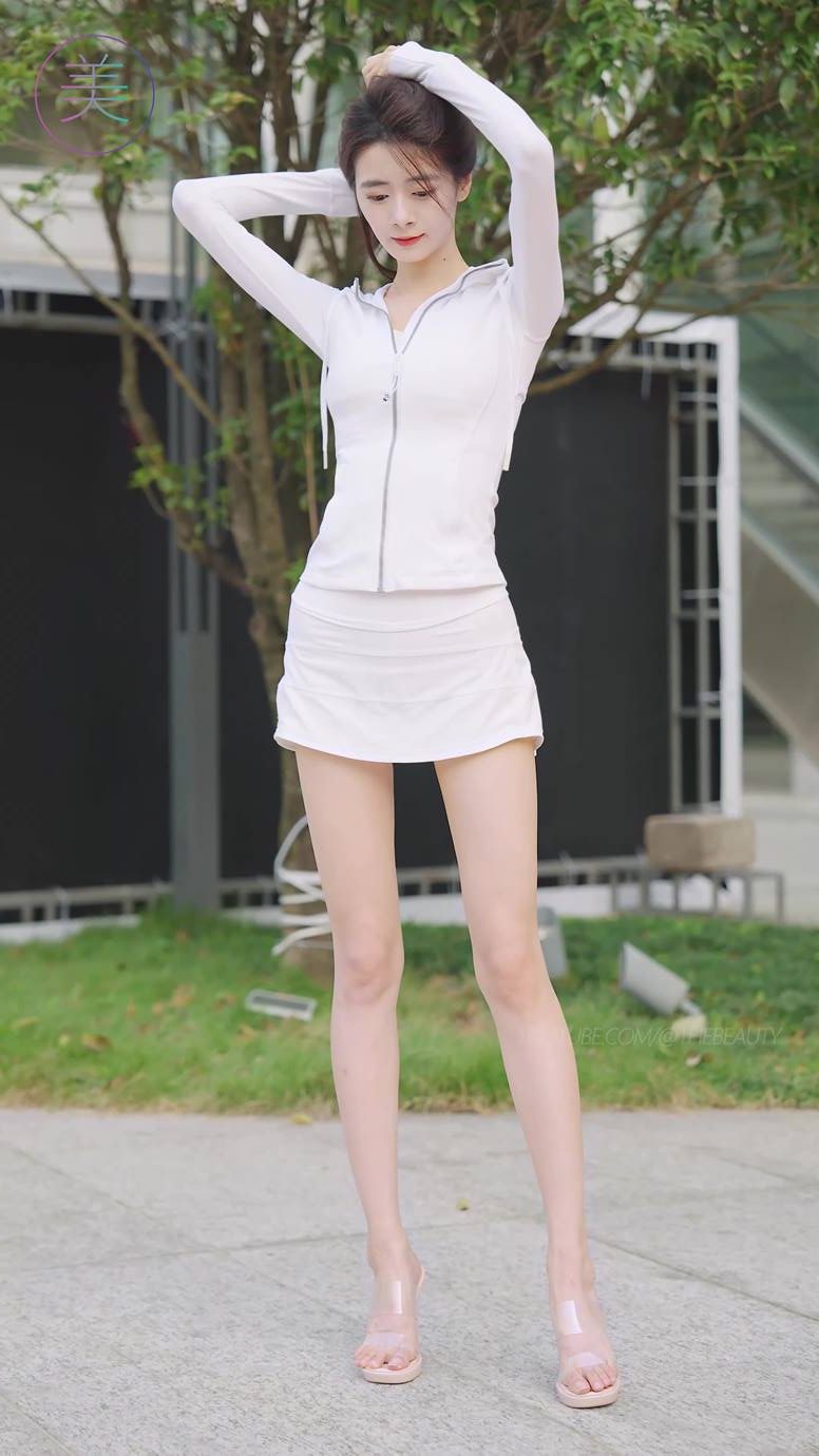 图片[7]-精选NO.0872 2023 广州车展 Racing Model 车模抖音网荭随拍94[20P]-草丛看图