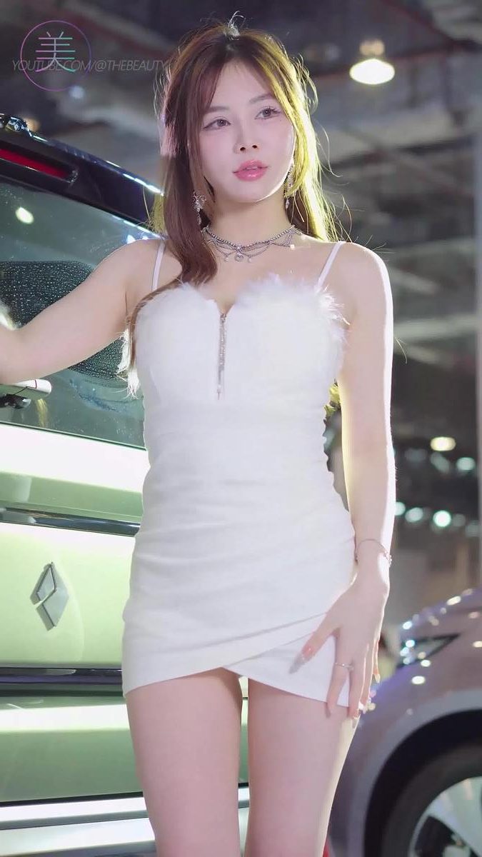 图片[7]-精选NO.1140 2024 东莞春季车展 Racing Model 车模随拍 Fancam LOOKBOOK 26[20P]-草丛看图