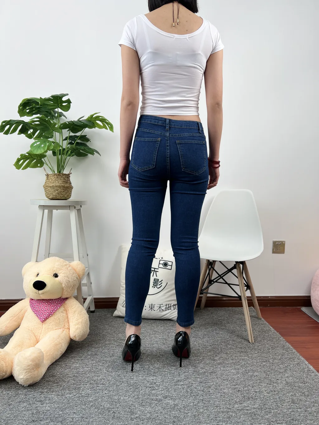 图片[8]-精选三禾摄影 NO.030 牛仔裤 棉袜 帆布鞋 高跟[159P]-草丛看图