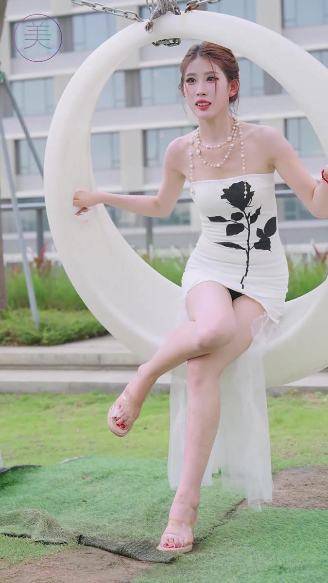 图片[2]-精选NO.1180 2024 深圳粤港澳大湾区车展 Model 车模随拍 36[20P]-草丛看图