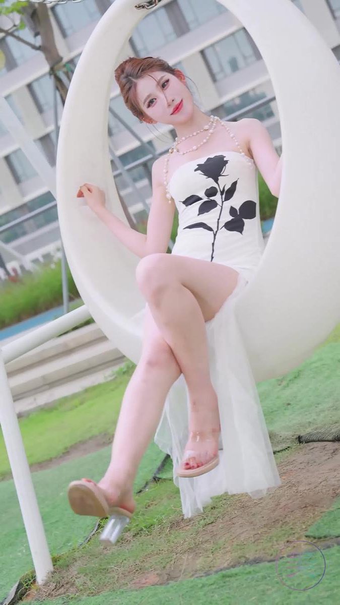 图片[5]-精选NO.1180 2024 深圳粤港澳大湾区车展 Model 车模随拍 36[20P]-草丛看图