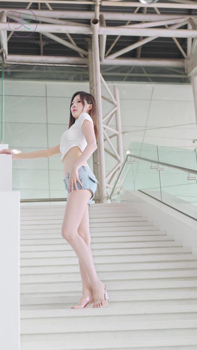 图片[3]-精选NO.1231 2023 东莞秋季车展 Racing Model 车模抖音网荭随拍车模07[20P]-草丛看图