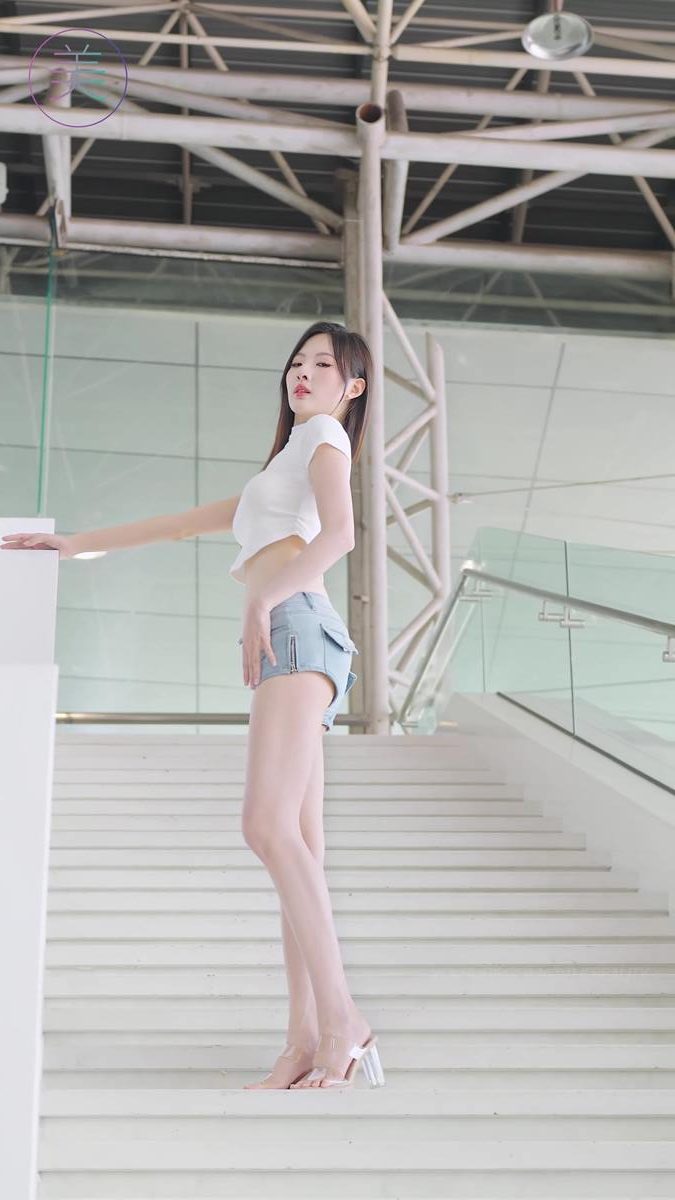 图片[5]-精选NO.1231 2023 东莞秋季车展 Racing Model 车模抖音网荭随拍车模07[20P]-草丛看图