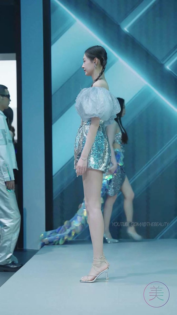 图片[2]-精选NO.1311 2024 深圳粤港澳大湾区车展 Model 车模随拍 105[20P]-草丛看图