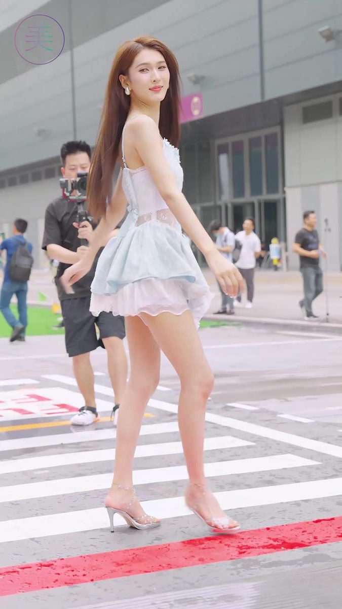 图片[6]-精选NO.1152 2024 深圳粤港澳大湾区车展 Model 车模随拍 18[20P]-草丛看图