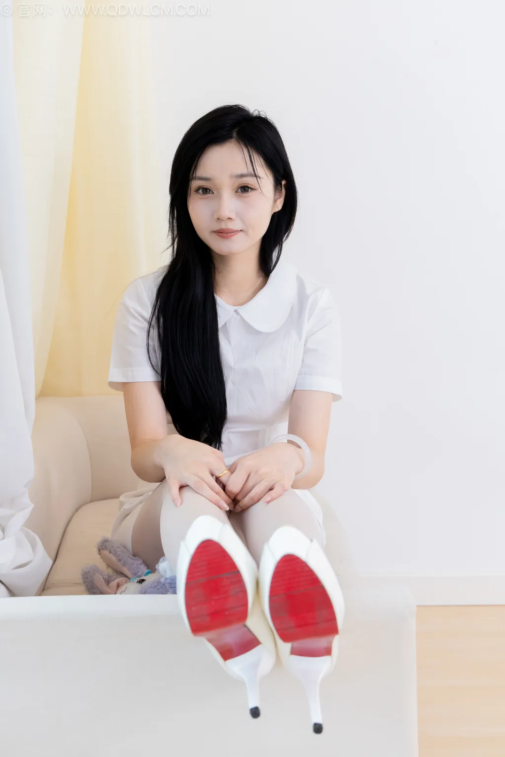 图片[8]-精选勿恋传媒 NO.2519 橙子-高跟鞋、油亮薄白丝、互士服[160P]-草丛看图