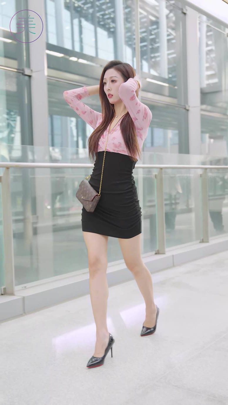 图片[6]-精选NO.0863 2023 广州车展 Racing Model 车模抖音网荭随拍85[20P]-草丛看图