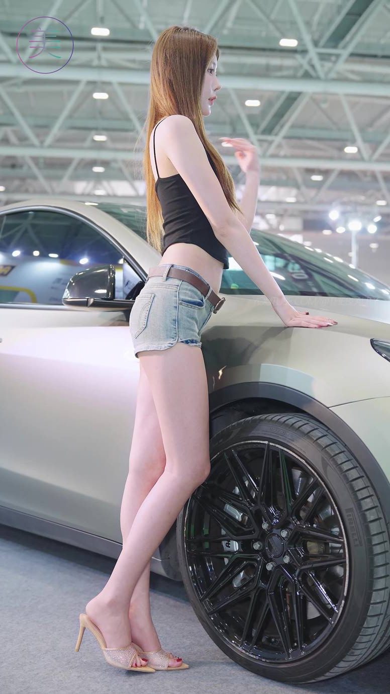 图片[5]-精选NO.0950 2024 深圳改装车展 Auto Salon 车模抖音网荭随拍 22[20P]-草丛看图