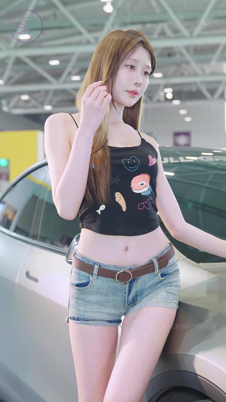 图片[6]-精选NO.0950 2024 深圳改装车展 Auto Salon 车模抖音网荭随拍 22[20P]-草丛看图