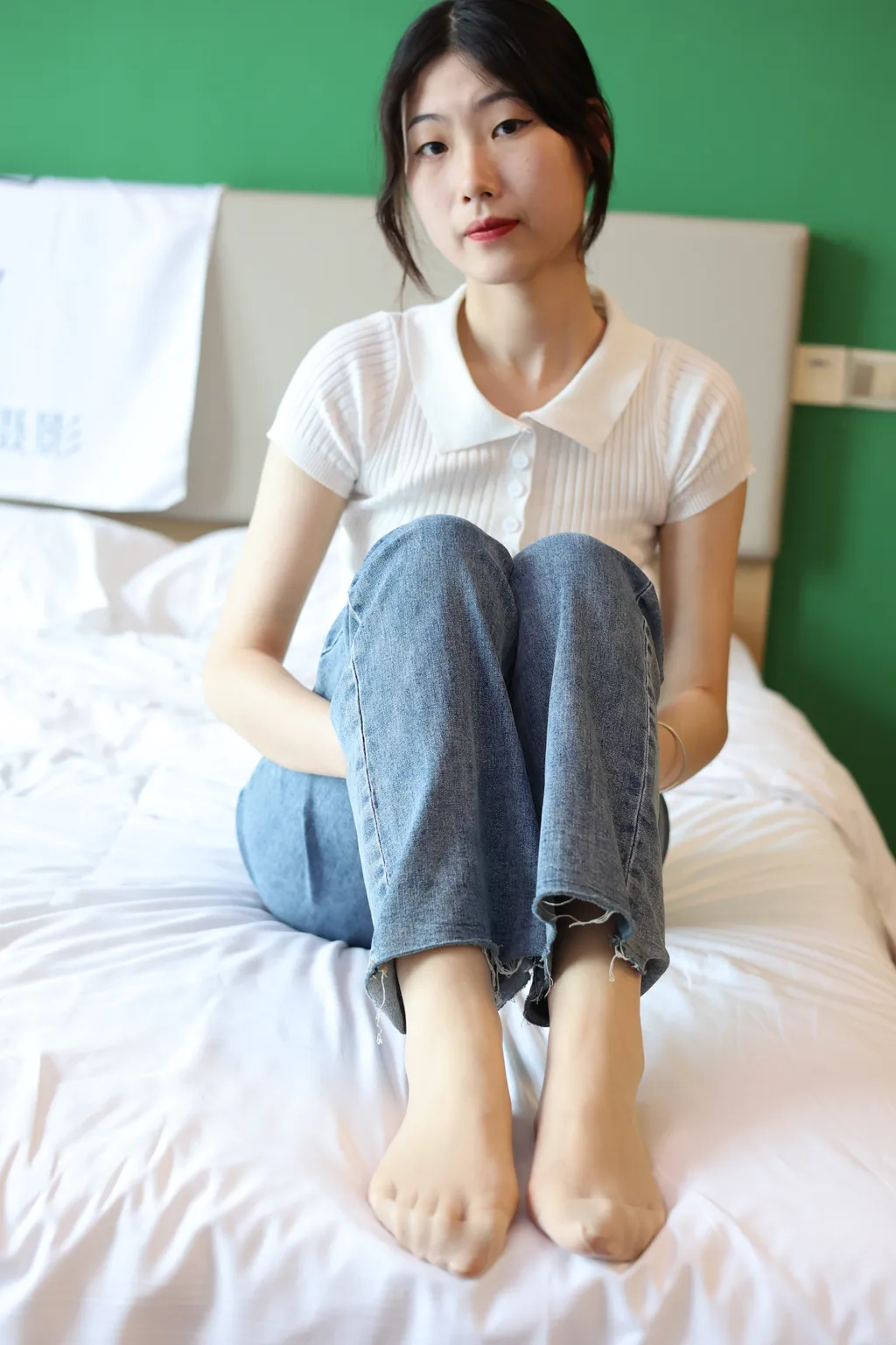 图片[2]-精选三禾摄影 NO.018 牛仔裤 百褶裙 肉丝[207P]-草丛看图