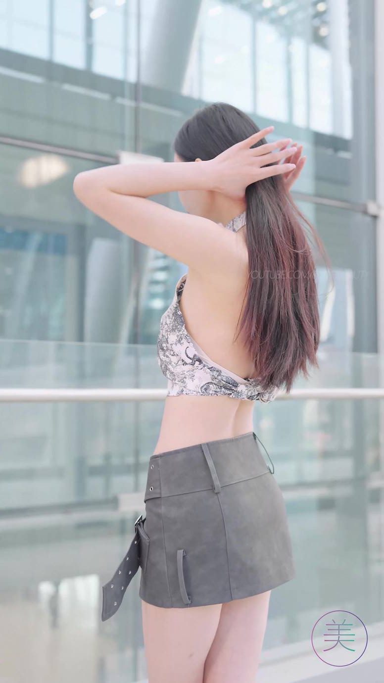 图片[5]-精选NO.0865 2023 广州车展 Racing Model 车模抖音网荭随拍87[20P]-草丛看图