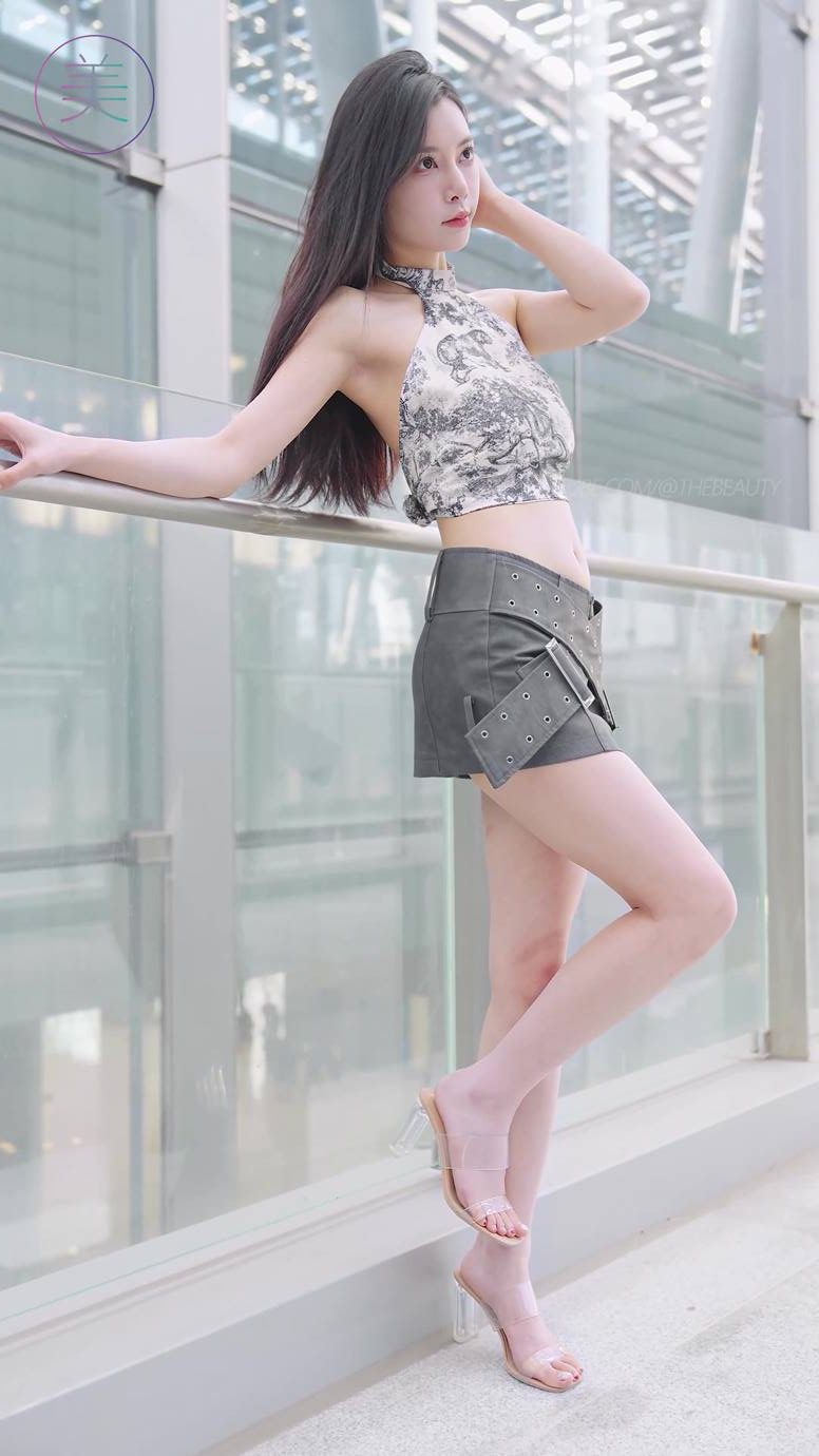 图片[8]-精选NO.0865 2023 广州车展 Racing Model 车模抖音网荭随拍87[20P]-草丛看图