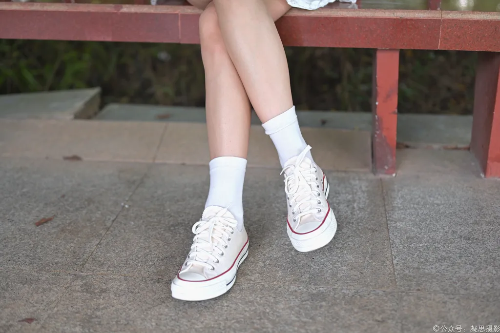 图片[7]-精选凝思摄影 NO.037 小睿-短裙、短白袜、平底鞋[150P]-草丛看图