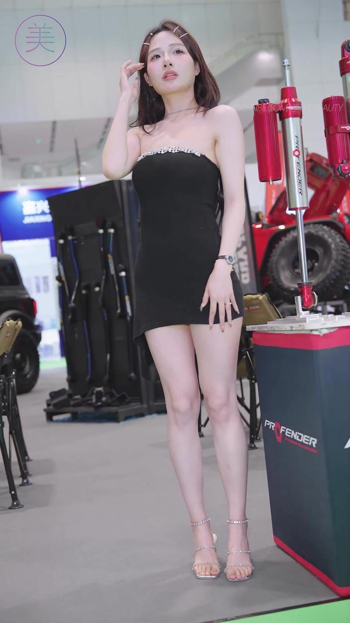 图片[2]-精选NO.1053 2024 深圳改装车展 Auto Salon 车模抖音网荭随拍 65[20P]-草丛看图