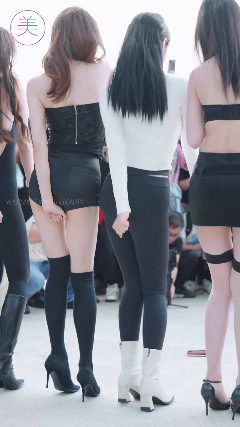 图片[6]-精选NO.0874 2023 广州车展 Racing Model 车模抖音网荭随拍96[20P]-草丛看图