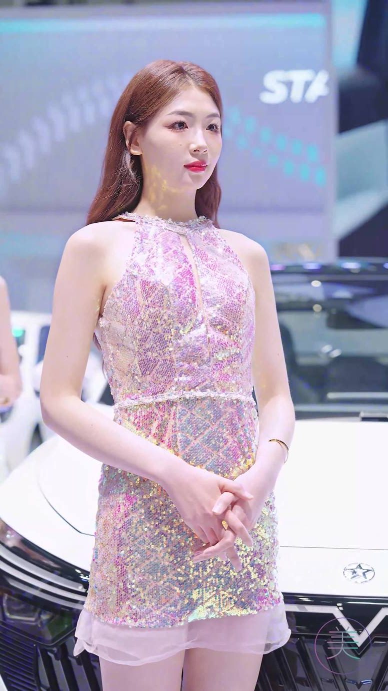 图片[7]-精选NO.0868 2023 广州车展 Racing Model 车模抖音网荭随拍90[20P]-草丛看图