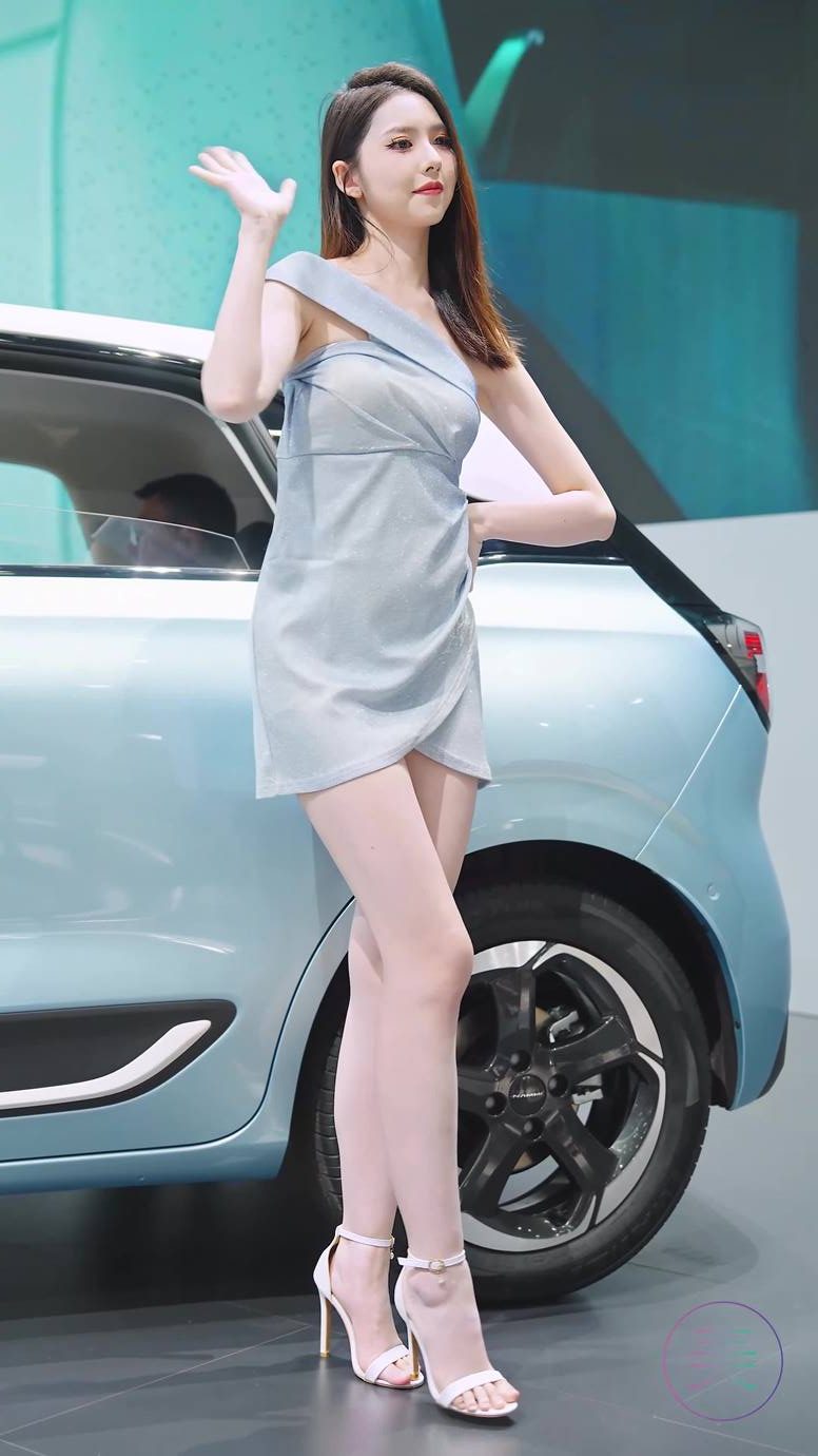 图片[2]-精选NO.0916 2023 广州车展 Racing Model 车模抖音网荭随拍116[20P]-草丛看图