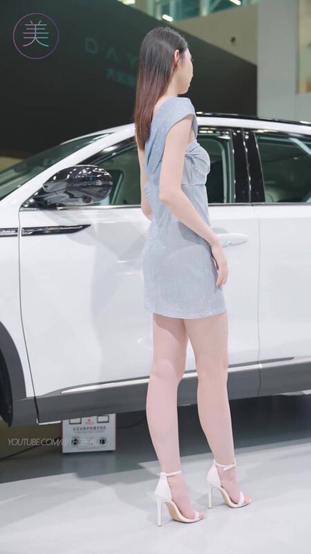 精选NO.0916 2023 广州车展 Racing Model 车模抖音网荭随拍116[20P]-草丛看图