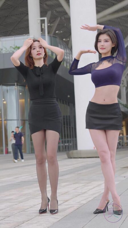 精选NO.1316 2024 深圳粤港澳大湾区车展 Model 车模随拍 110[20P]-草丛看图