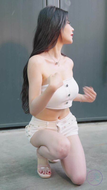 精选NO.1439 2024 重庆摩博会机车展 Racing Model LOOKBOOK 10[30P]-草丛看图