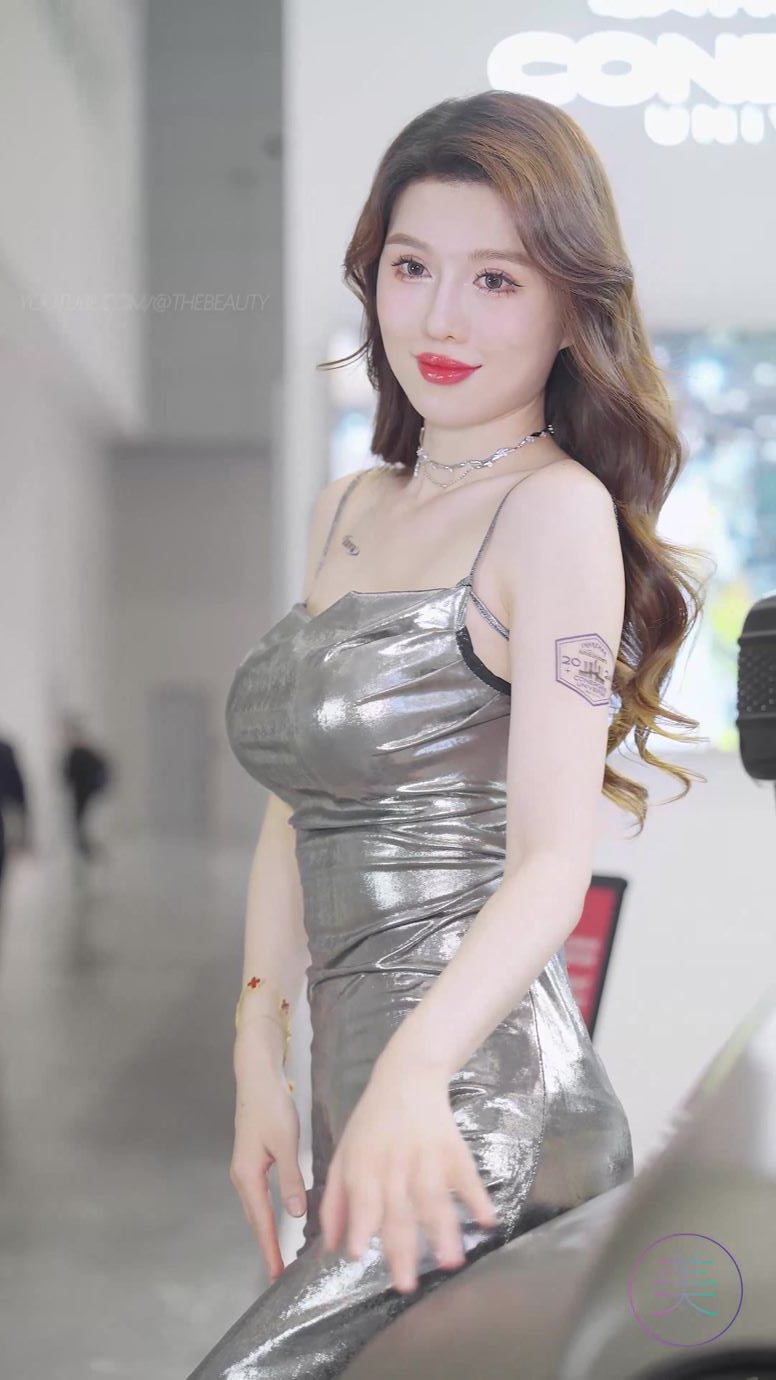 图片[1]-精选NO.0980 2024 深圳改装车展 Auto Salon 车模抖音网荭随拍 42[20P]-草丛看图